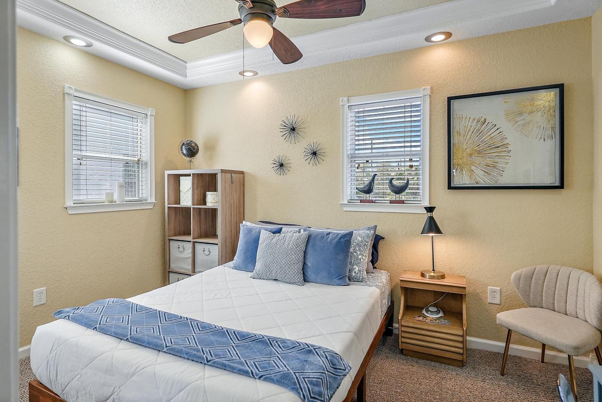 Retro Retreat In Dtsp - Explore The Downtown Area San Petersburgo Exterior foto